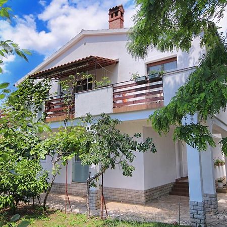 Cukon Holiday Home Медулин Экстерьер фото