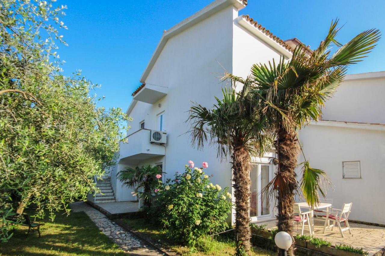 Cukon Holiday Home Медулин Экстерьер фото