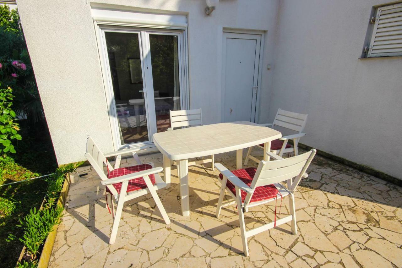 Cukon Holiday Home Медулин Экстерьер фото