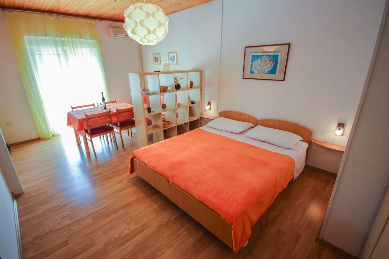Cukon Holiday Home Медулин Экстерьер фото