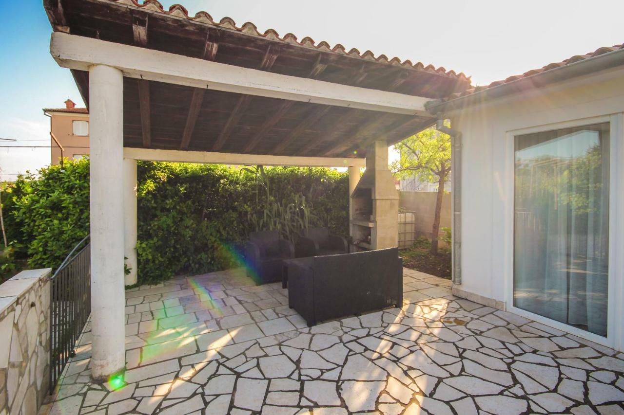 Cukon Holiday Home Медулин Экстерьер фото