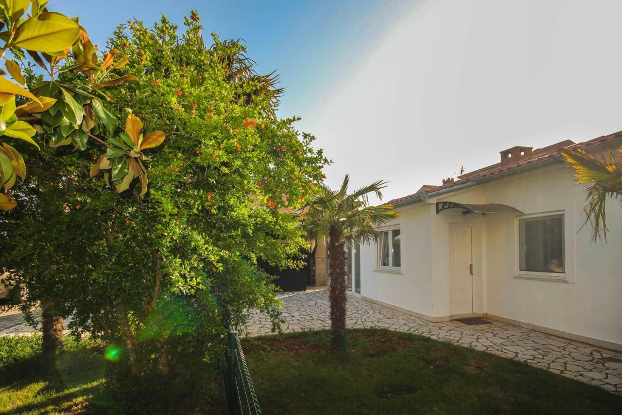 Cukon Holiday Home Медулин Экстерьер фото