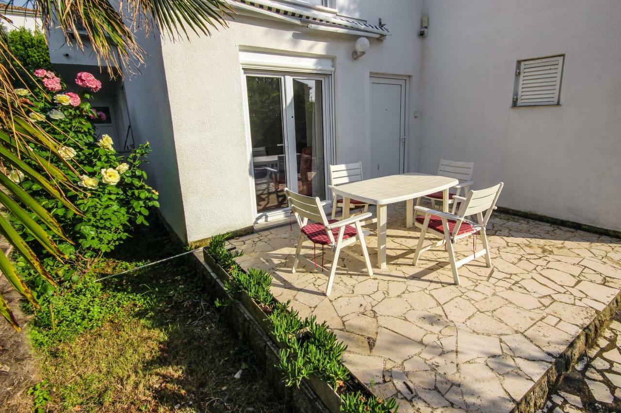 Cukon Holiday Home Медулин Экстерьер фото